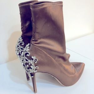 Beatiful and elegant Badgly Mischka booties with sparkling heels size 7.5.